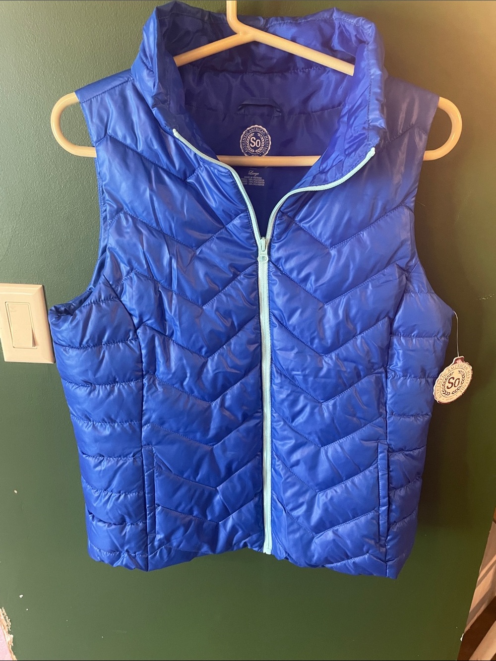SO Women’s Royal Blue Puffer Vest with Light Blue Zipper NWT Size Large $50 New